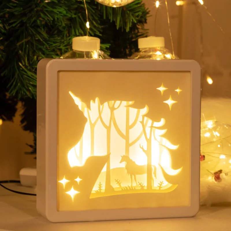 Kreatives 3D-Papierschnitzer-Warmth in der Handfläche